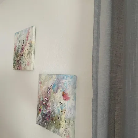 Einzimmer-apartment Braun